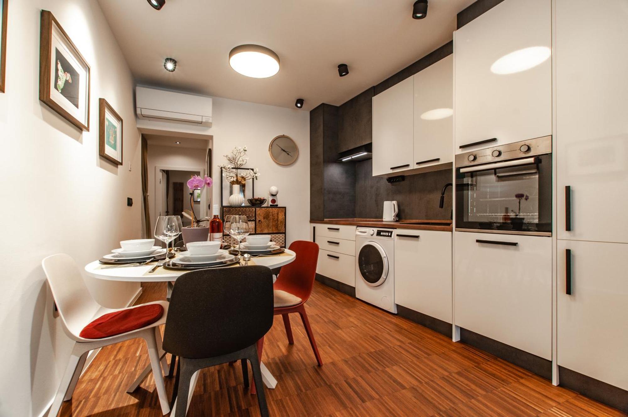 Six In The City Apartment, Liubliana Exterior foto