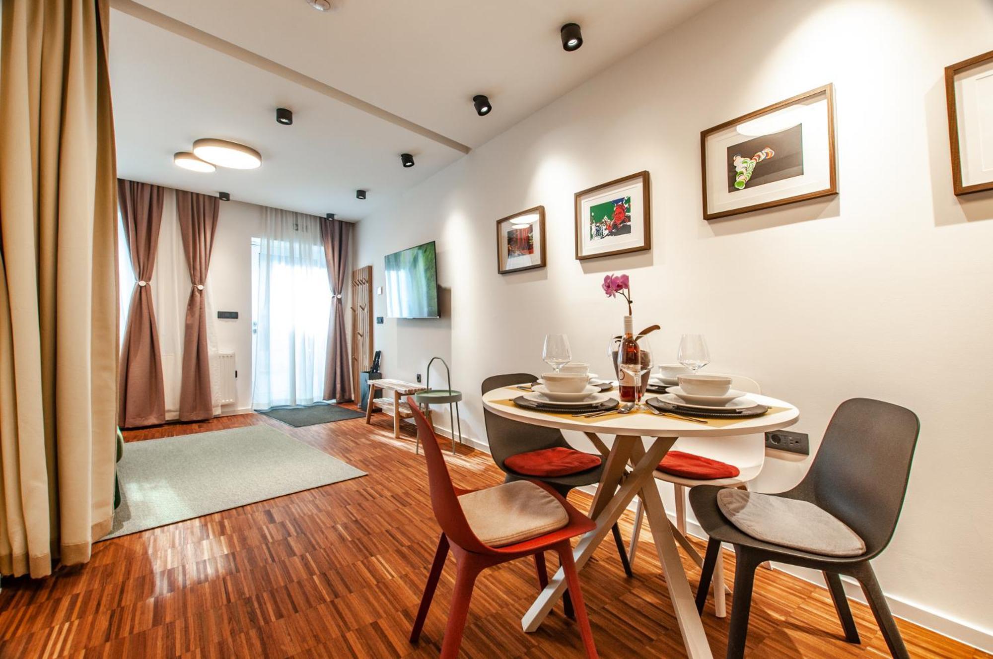 Six In The City Apartment, Liubliana Exterior foto